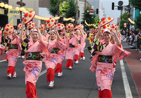 山形花笠祭り　画像提供：山形県花笠協議会
